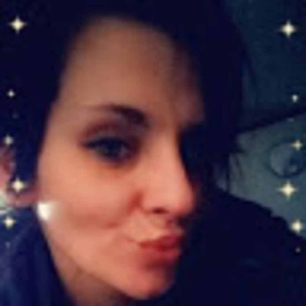 Meet your Posher, Lacey